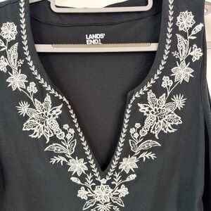 Lands End Sleeveless Embroidered Tunic 1X Black